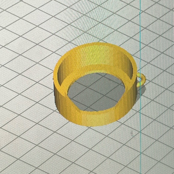 Meet your Posher, Alyssa - Picture 8 of 11